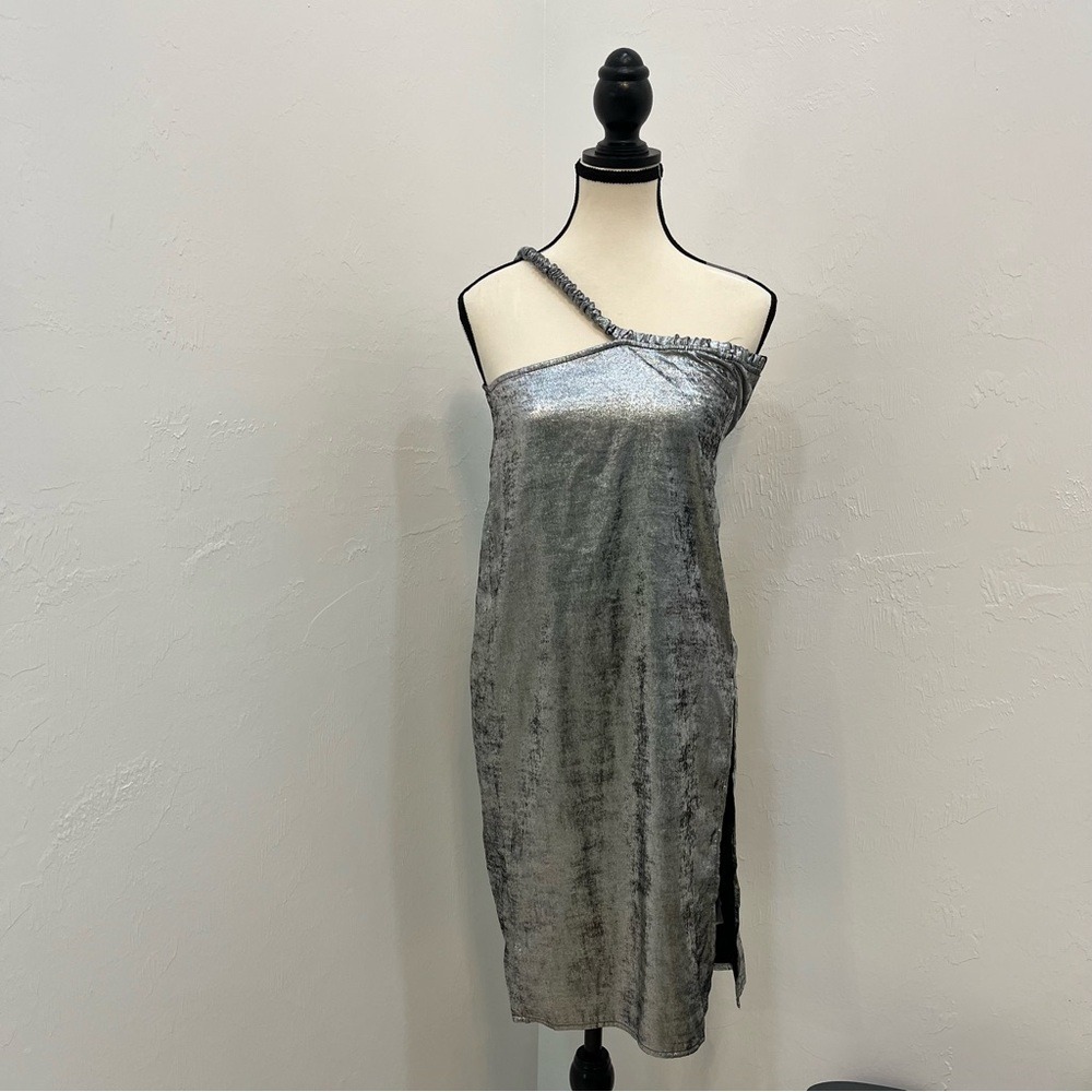 Alani Noelle Dress Womens 0 Silver Excellent One Shoulder Metallic Midi Slit